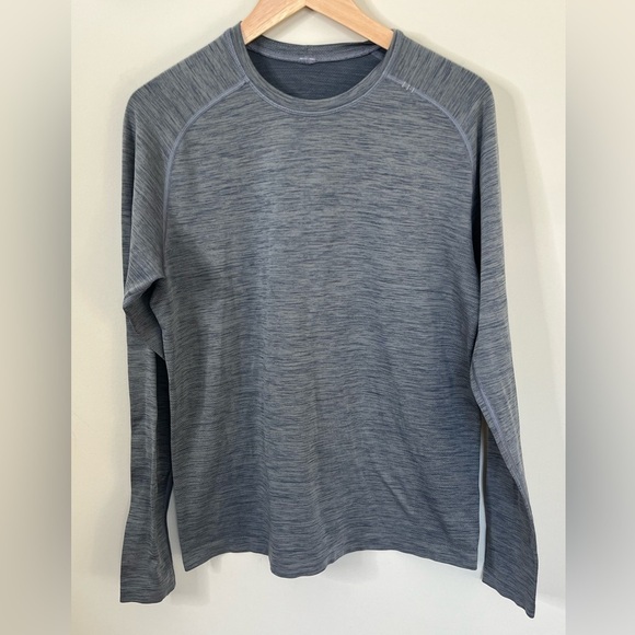 Lululemon Long Sleeve Athletic Top Size Medium Gray - Picture 1 of 7